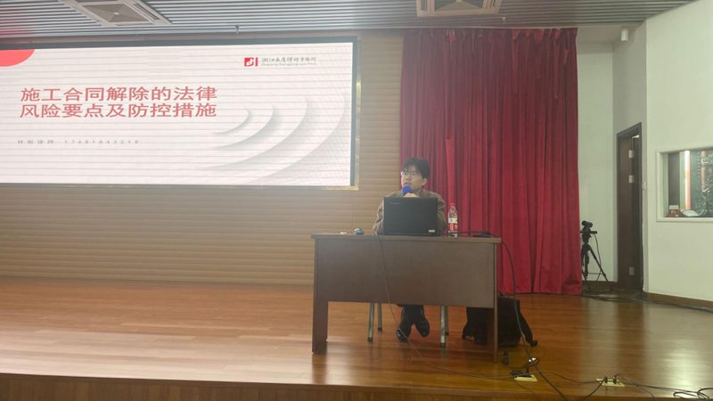 公章刻制通常包括以下几个步骤：